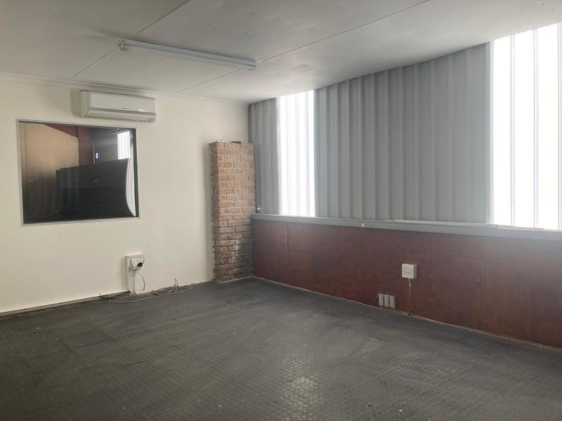 To Let Commercial Property for Rent in Greenbushes Eastern Cape
